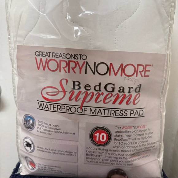 WorryNoMore BedGard Supreme waterproof mattress pad